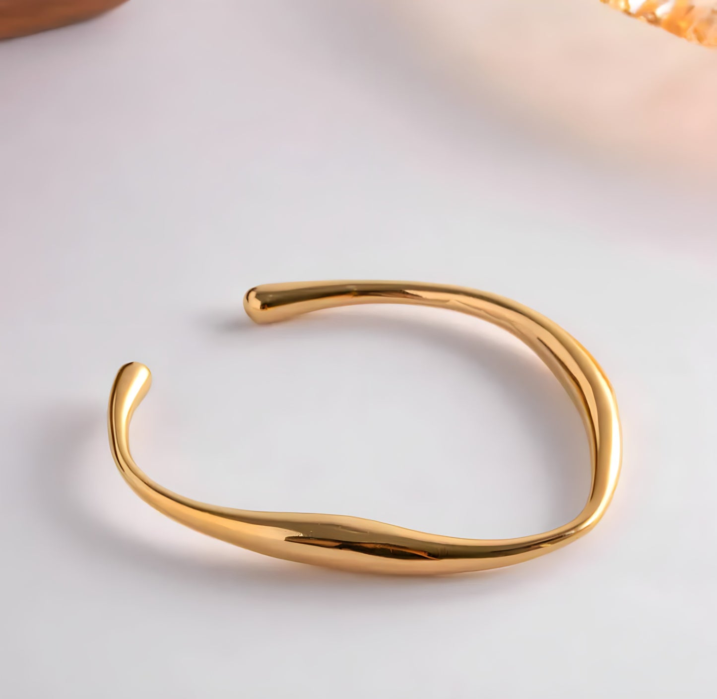 Elegant Gold Bracelet